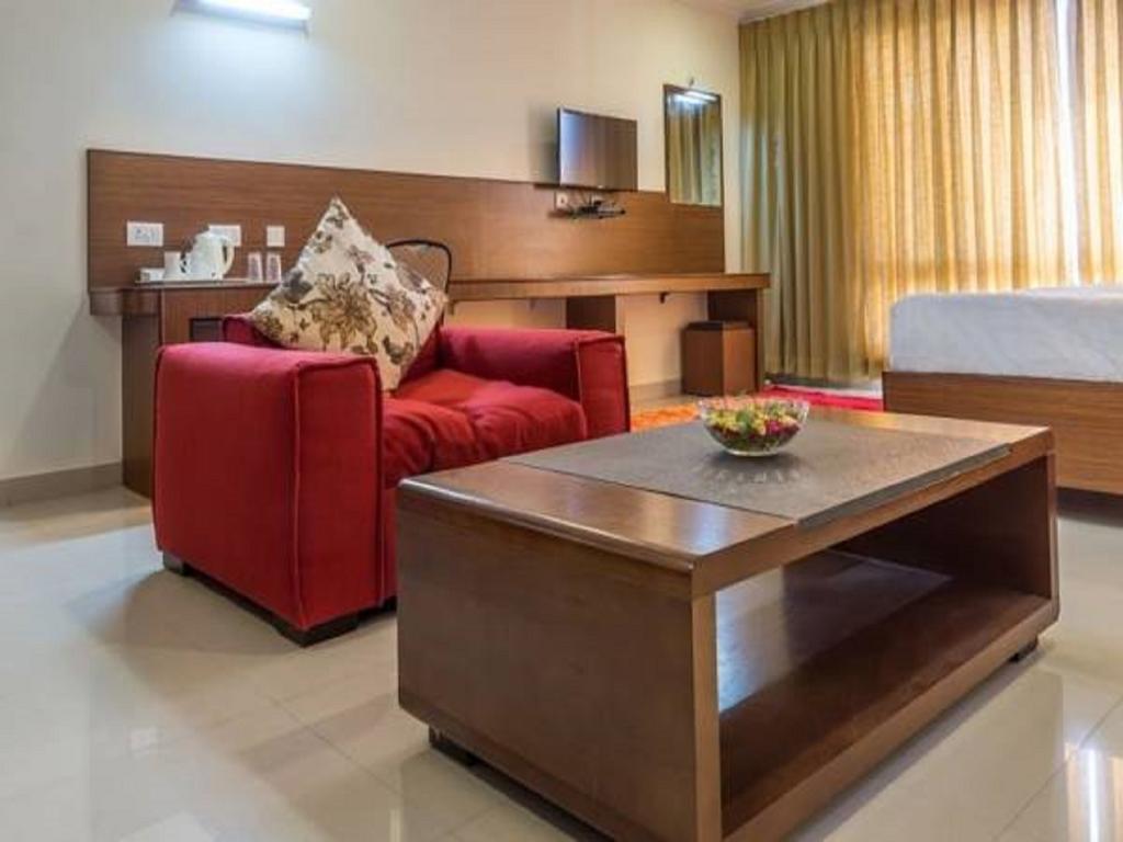 Hotel Saptagiri Haïdarabad Extérieur photo